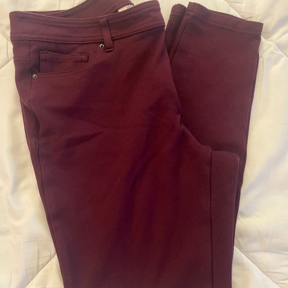 Style & Co. - Women's Mid Rise Curvy-Fit Skinny Jeans